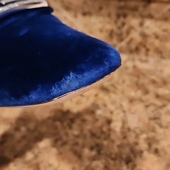 Gucci Madelyn Crystal Logo Cobalt Mules - SZ 40 - Picture 16 of 17